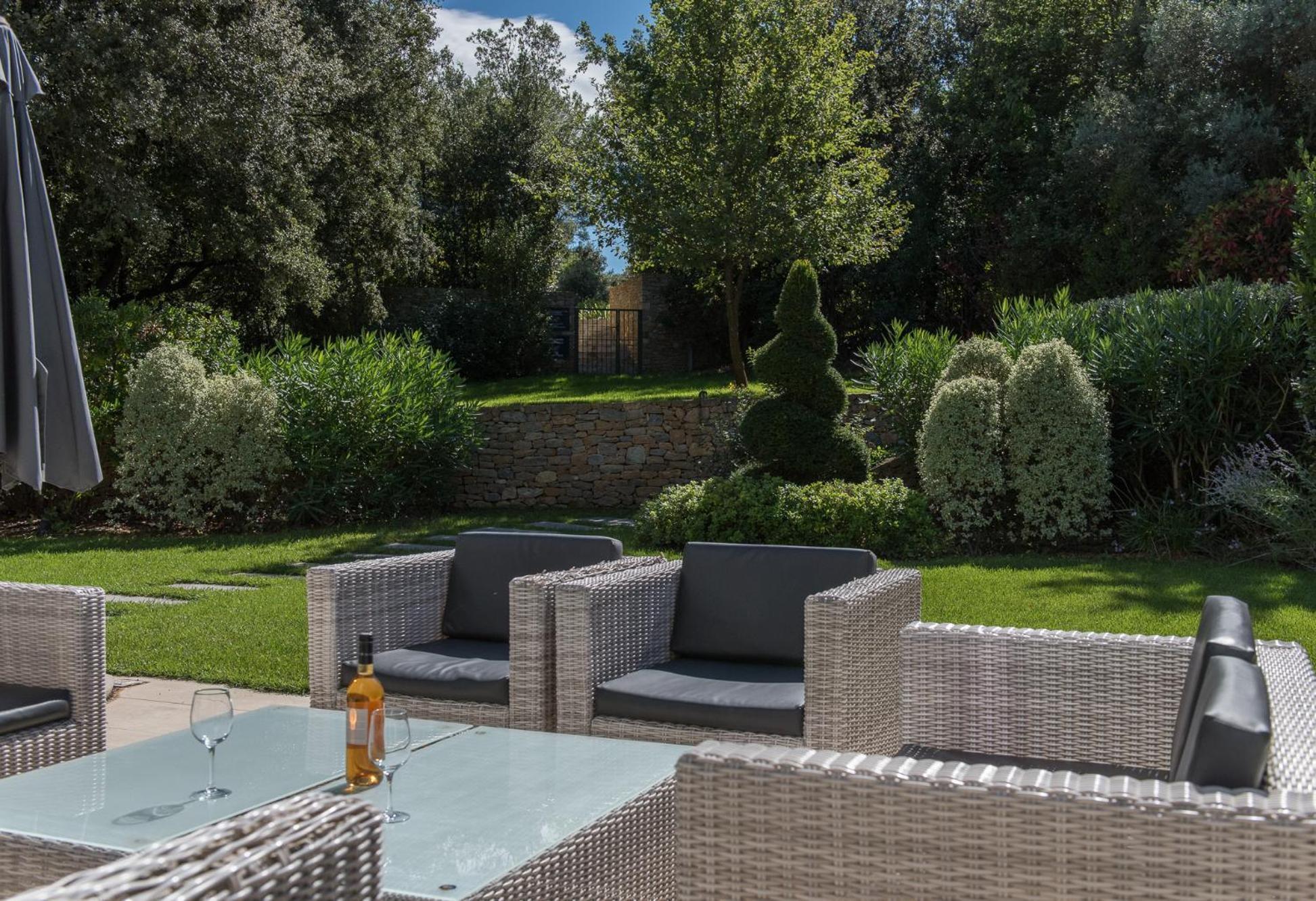 Domaine Rampale Bed & Breakfast Fuveau Dış mekan fotoğraf